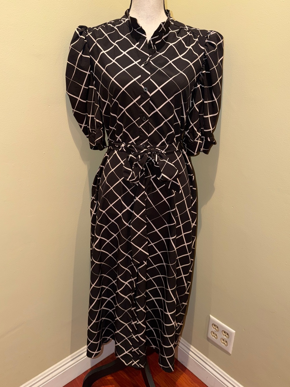 Dkny Black and White Geometric Midi Shirt Dress Size 10